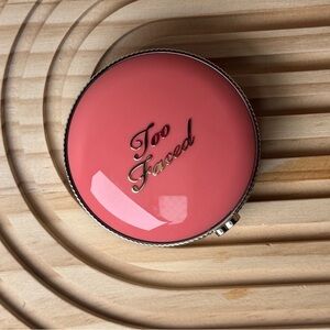 Too faced Cloud Crush Blush